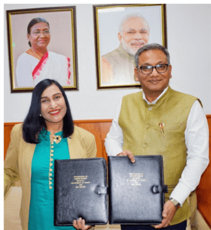 India Post Signs Landmark MoU With BSE to Expand Mutual Fund Access Nationwide: 2025