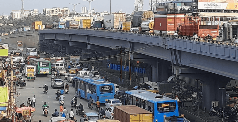 Bengaluru Metro Parking Crisis Hits Residential Areas: Alarming 3 Gridlock of Frustration