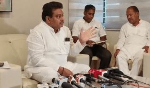 Legislature Pays Rich Tributes to Veteran Leader Shamanuru Shivashankarappa: Legacy 6 of Respect Legislature Pays Rich Tributes to Veteran Leader Shamanuru Shivashankarappa: Legacy 6 of Respect