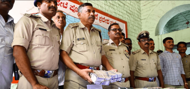 Daring Theft Foiled: Molakalmur Police Nab ₹4 Lakh Stealer