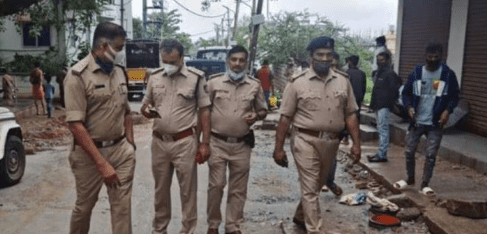 1Fearful incident on a Hoskote Road: Shattered Night