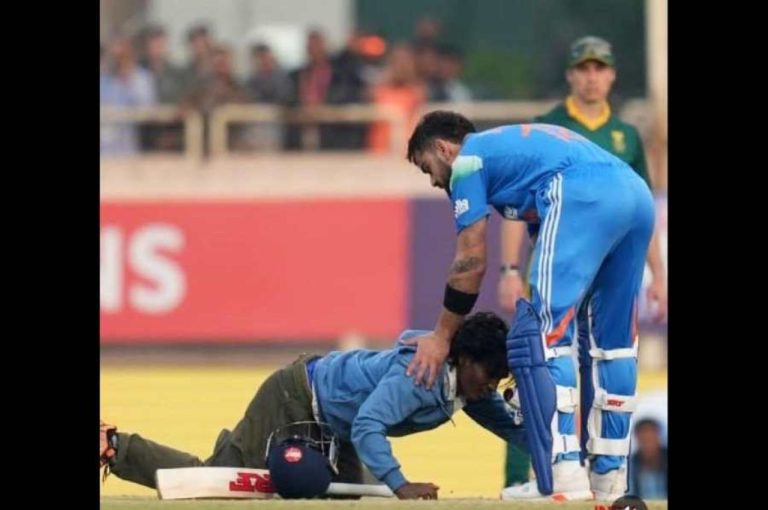 Bengal Fan Touches Virat Kohli Feet in Ranchi ODI 2025