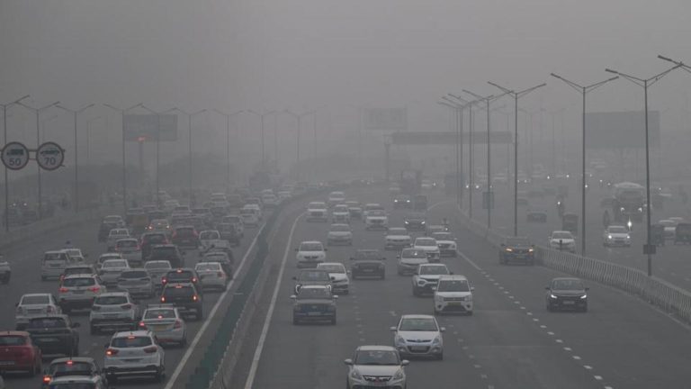 Delhi Orange Alert: Severe Fog and 400+ AQI Expected This Weekend