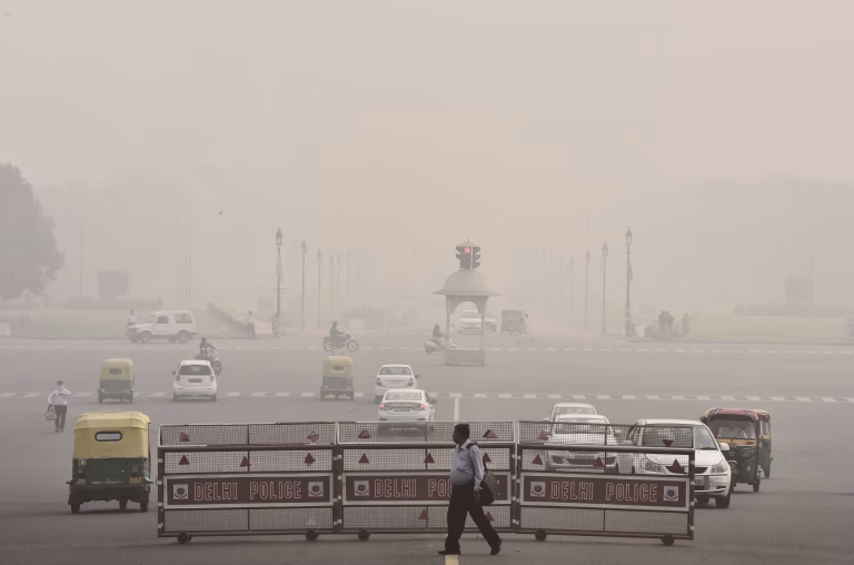 Delhi Air Quality Severe: Shocking 19 Stations Breach Hazardous Mark
