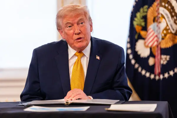Trump Zelensky Meeting: Critical Peace Talks Set for Florida Summit