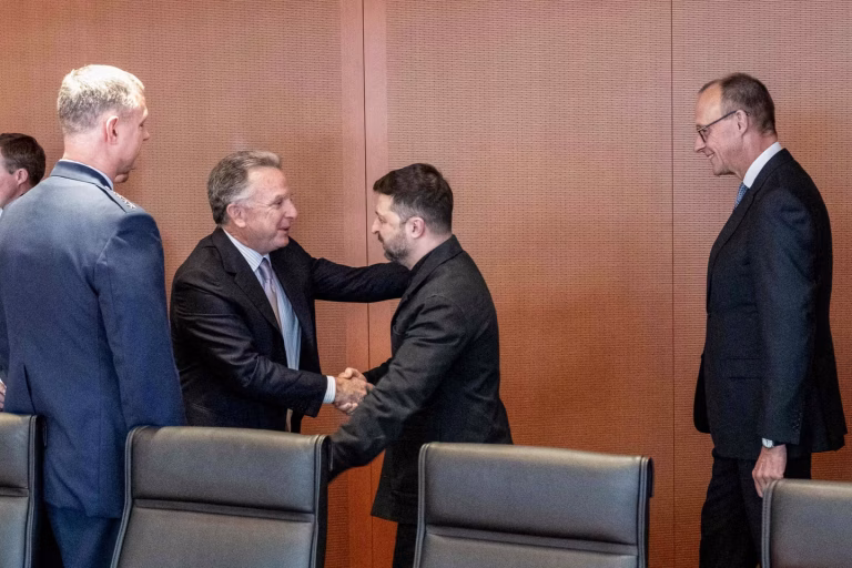 Zelensky Trump Envoys Talks: Critical Discussion on Ending Ukraine War
