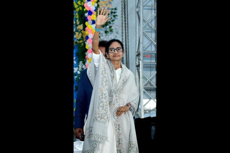 Singur Political Showdown 2026 – Detailed Analysis of Mamata Banerjee’s Event, Modi’s Rally, and Governance Lessons for Bengal