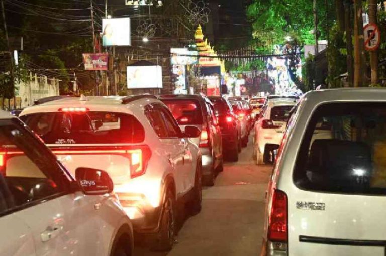 Kolkata New Year Road Safety 2026 – Detailed Analysis of Traffic Violations Dip, Public Awareness, and Governance Lessons for Urban Mobility