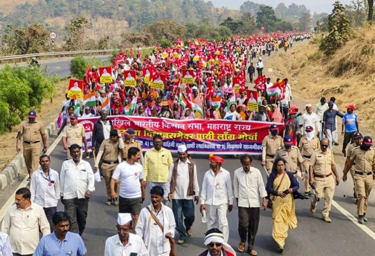 Nashik Farmers Suspend Long March After Talks With Maharashtra Government