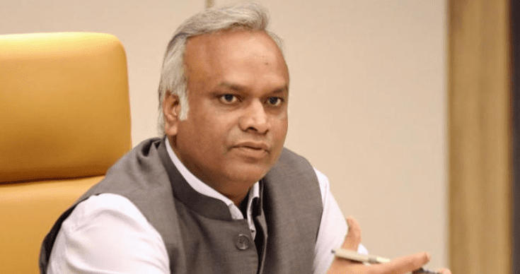 Priyank Kharge, Dinesh Gundu Rao, and Nalapad on Defamation Complaint: 1 BOLD LEGAL TURMOIL