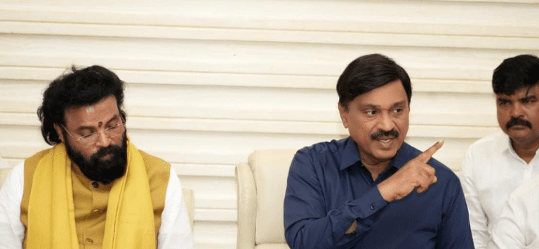 1 Emotional Setback as BJP’s Ballari–Bengaluru Padayatra Stalled Awaiting Central Nod: Uncertain March