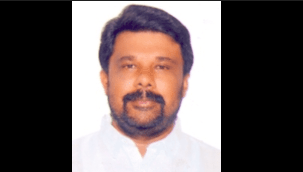 Former Minister Narasimha Naik Escapes Unhurt in Yadgir Road Accident: 1 SHOCKING MOMENT AND A LIFE SPARED