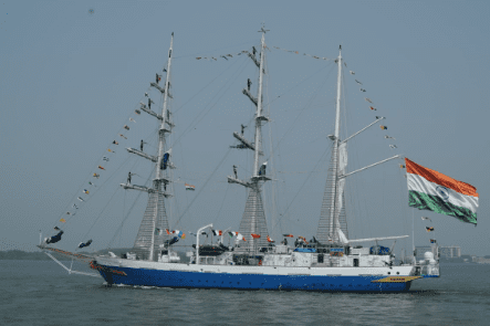 Indian Navy’s Sail Training Ship INS Sudarshini Proudly Sets Sail for Lokayan 26 Global Expedition from Kochi