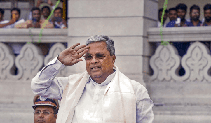 H.D. Kumaraswamy Questions Siddaramaiah’s AHINDA Legacy, Alleges Protection to Corrupt Officers: 1 SHARP ATTACK REIGNITES DEBATE