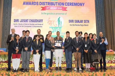 Veer Gatha 5.0 in New Delhi: Raksha Mantri and MoS Education Felicitate Super-100 Winners