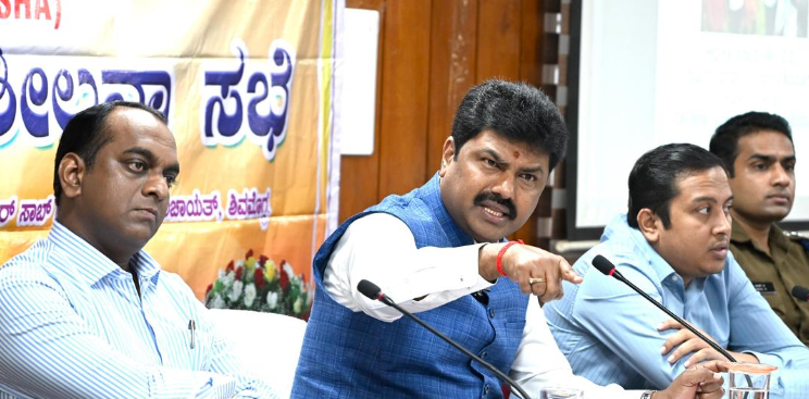 Shivamogga DISHA Committee Backs VB Gram G in Emotional Resolution: Strong 1 Stand