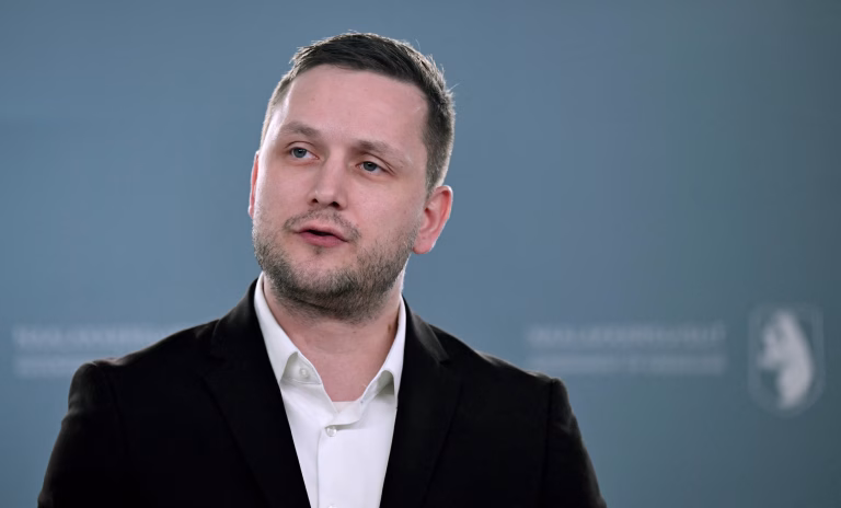 Greenland Military Conflict Trump: Urgent Warning From Prime Minister