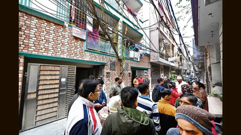 Shahdara Double Murder: Shocking CCTV Evidence Shows Masked Suspect at Crime Scene