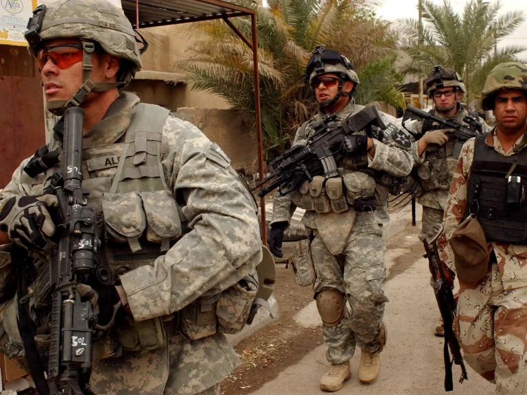 US Troops Middle East: Urgent Withdrawal From Key Bases Amid Iran Threat