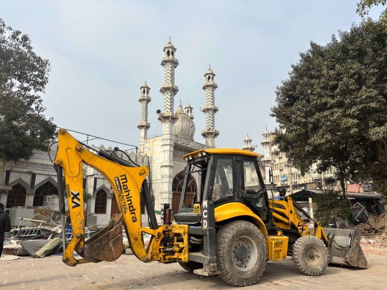 Turkman Gate Violence: Shocking 6 More Arrests After Stone Pelting Incident