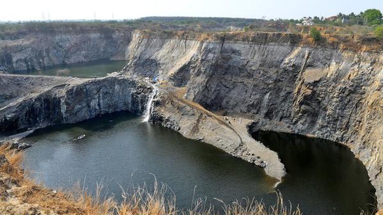 Quarrying at Sivarakottai Raises Deep Concerns Over Irrigation Future