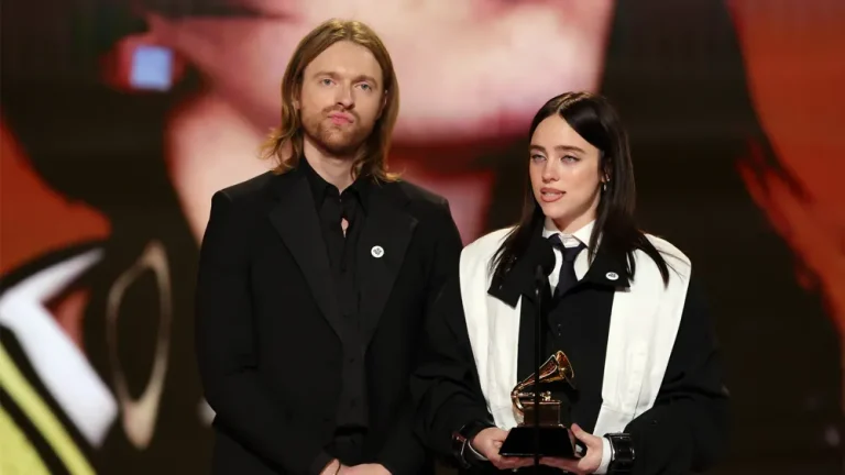 Grammys Bling Sparks Curiosity Around Billie Eilish’s Red Carpet Appearance in 2026
