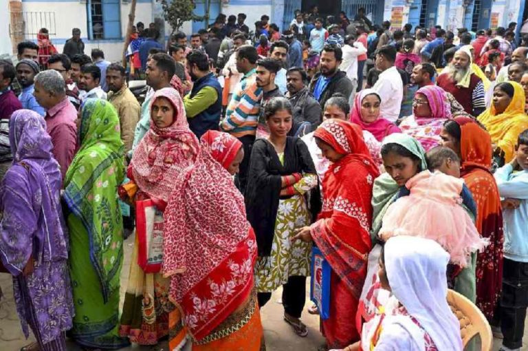 Bengal Electoral Roll Super Check 2026 – EC Scanner Exposes Lapses in SIR Hearings, Mamata Banerjee’s Protest, and Governance Lessons in Democracy