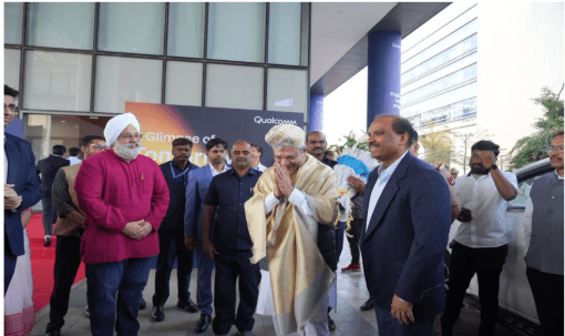 Ashwini Vaishnaw Proudly Launches Qualcomm’s 2 nm Semiconductor Chip in Bengaluru, Signals New Phase of India’s Deep-Tech Ambitions Ashwini Vaishnaw Proudly Launches Qualcomm’s 2 nm Semiconductor Chip in Bengaluru, Signals New Phase of India’s Deep-Tech Ambitions