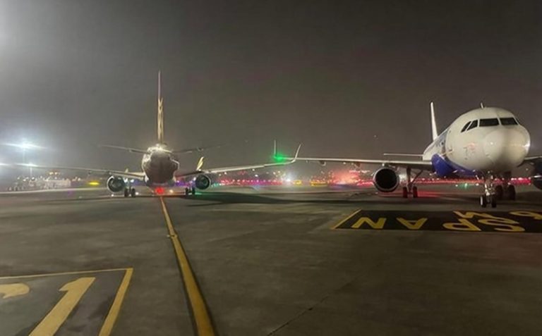 Aircraft Collision Mumbai Airport: Air India and IndiGo Planes Clash