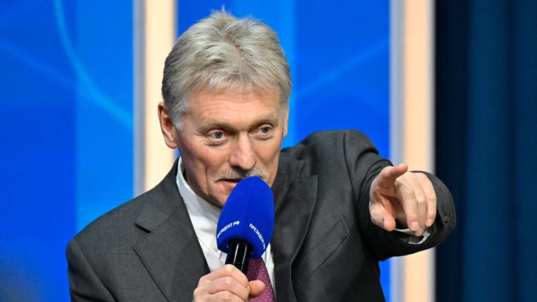 India Russian Oil: Shocking Kremlin Response to Trump’s Trade Deal Claims India Russian Oil: Shocking Kremlin Response to Trump’s Trade Deal Claims